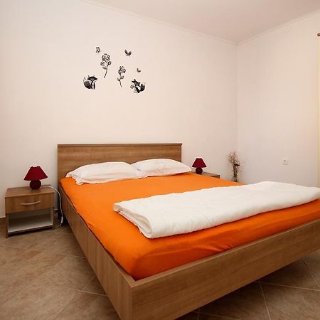 Apartment Drazen Šilo 外观 照片