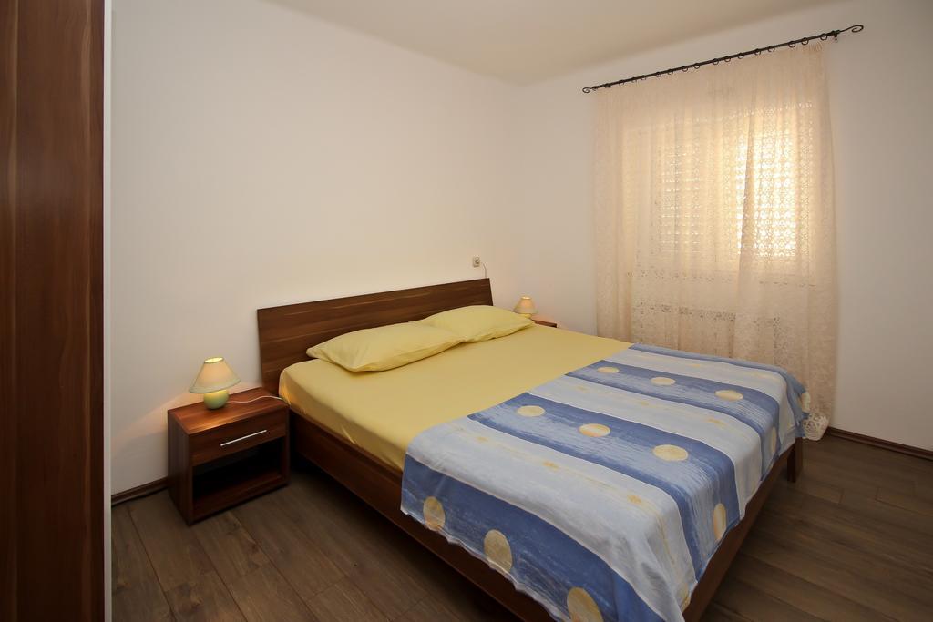 Apartment Drazen Šilo 客房 照片