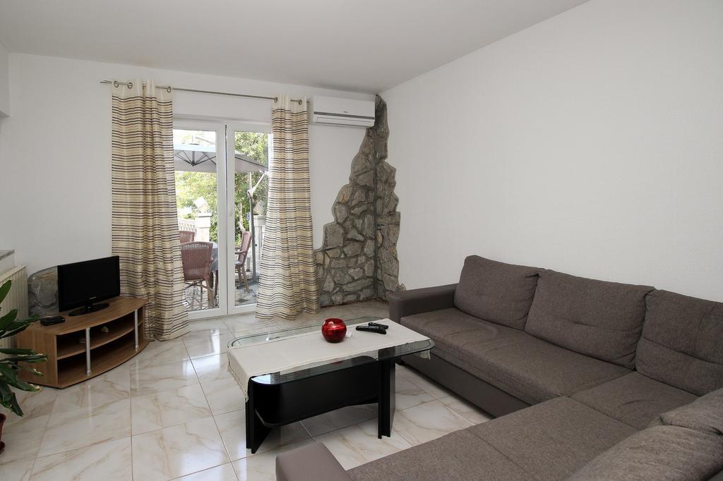 Apartment Drazen Šilo 客房 照片