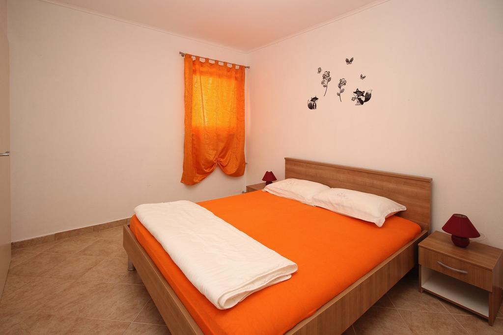 Apartment Drazen Šilo 外观 照片